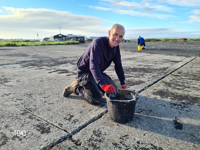 20211506 Runway repairs (2)